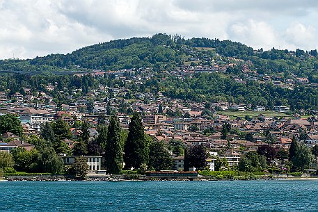 Mit dem Schiff auf dem Genfersee Richtung Schloss Cillion